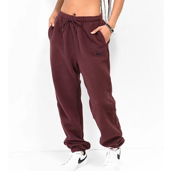 Nike Sportswear Plush Burgundy Crush Sherpa - Picture 1 of 8